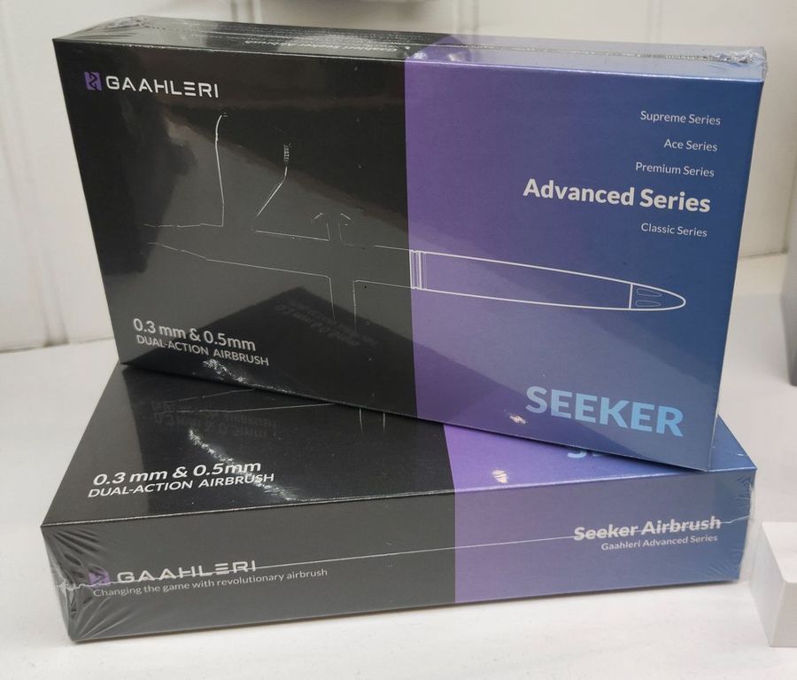 Gaahleri Seeker airbrushes, boxed on the shelf