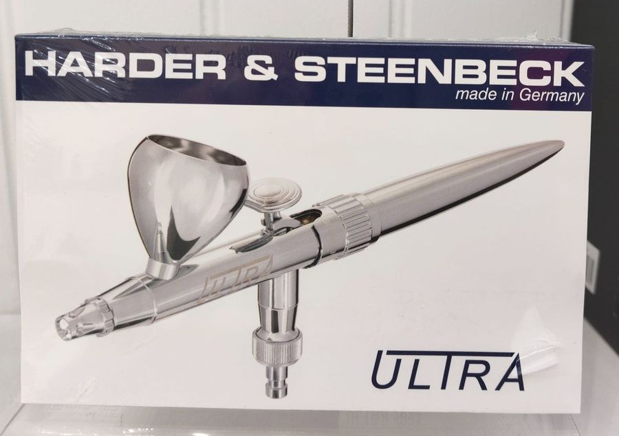 Harder & Steenbeck Ultra 2024 airbrush, boxed